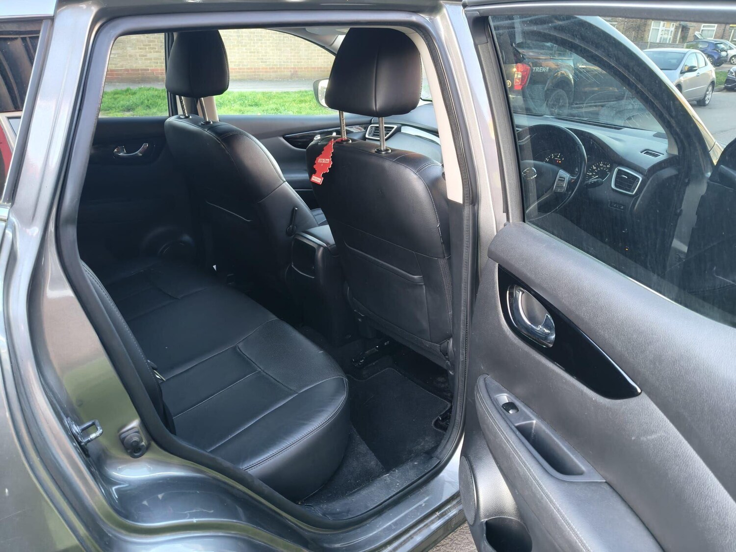 Used Nissan Qashqai for sale - 77939387: Photo 10