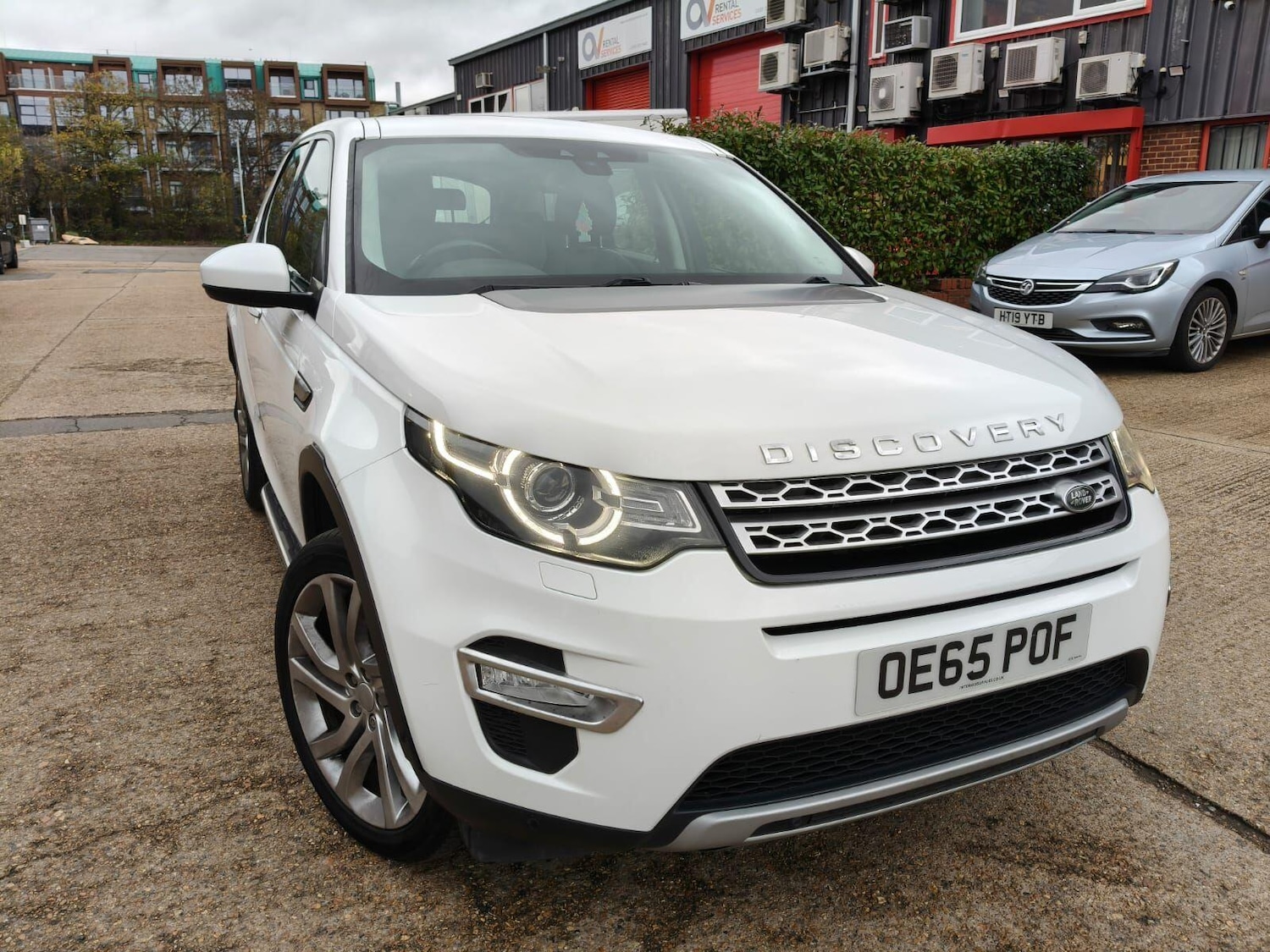 Used Land Rover Discovery Sport 2015 for sale - 76592585: Photo 1
