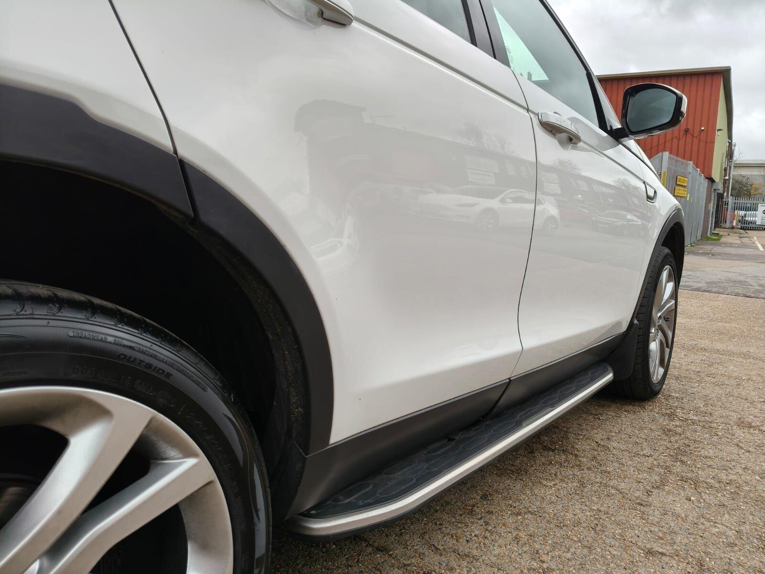 Used Land Rover Discovery Sport 2015 for sale - 76592585: Photo 14