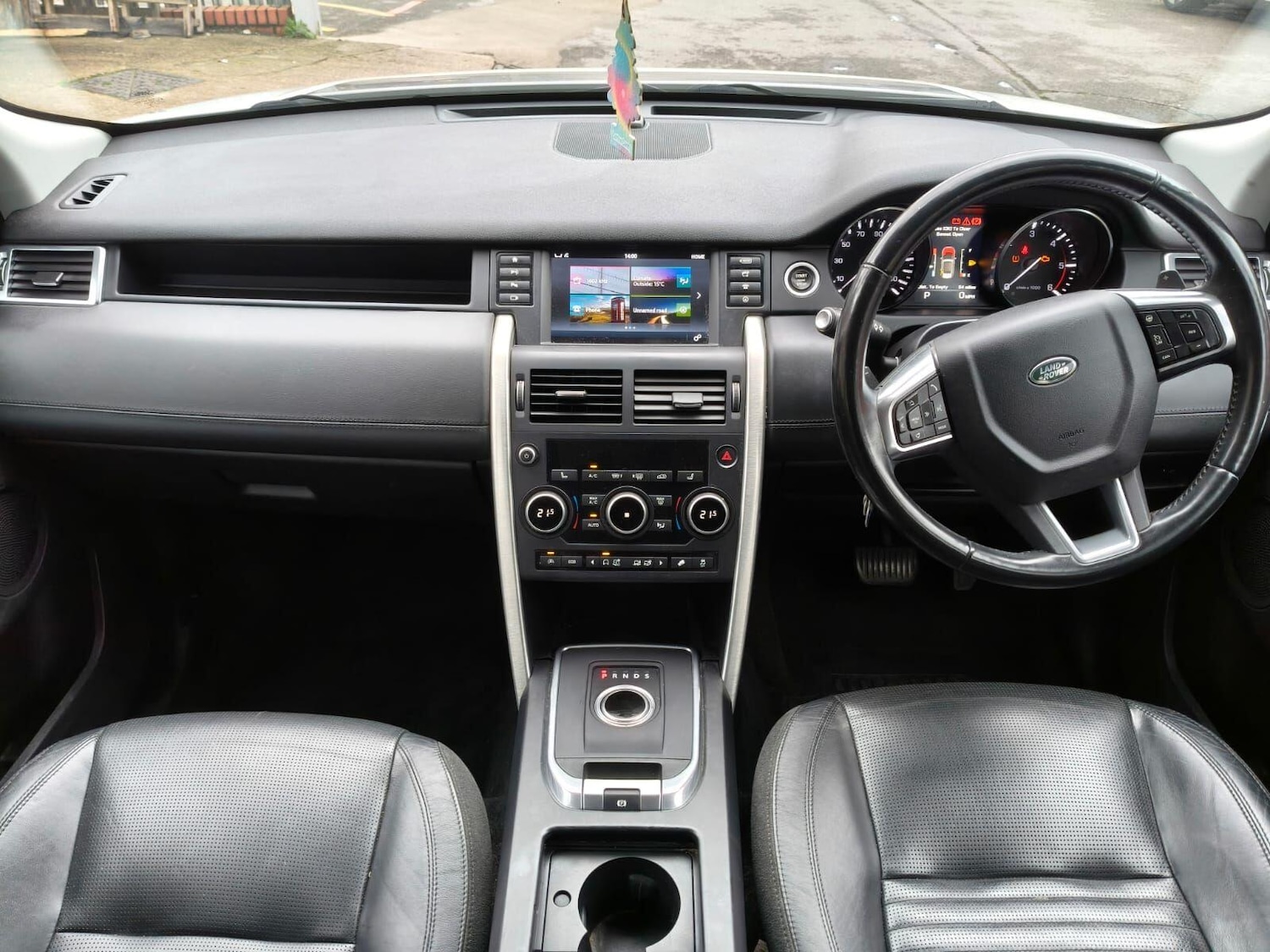 Used Land Rover Discovery Sport 2015 for sale - 76592585: Photo 17