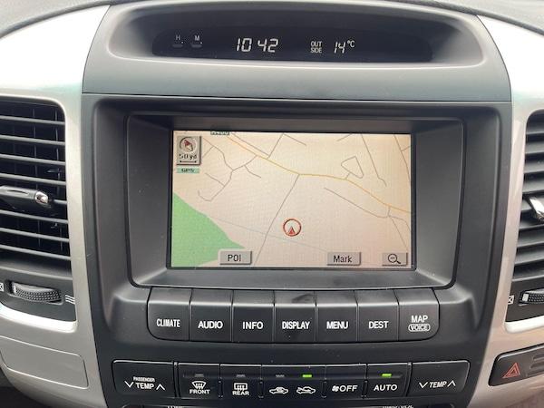 Used Toyota Landcruiser 2004 for sale - 76307267: Photo 24