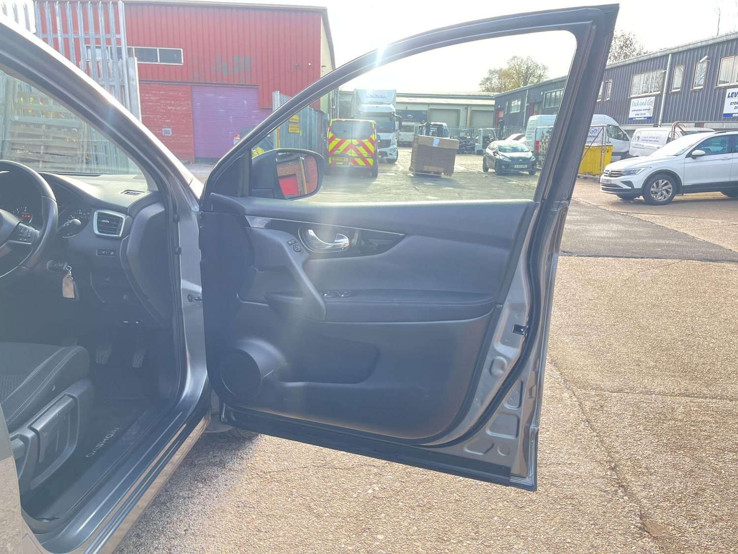 Used Nissan Qashqai 2018 for sale - 76473365: Photo 15