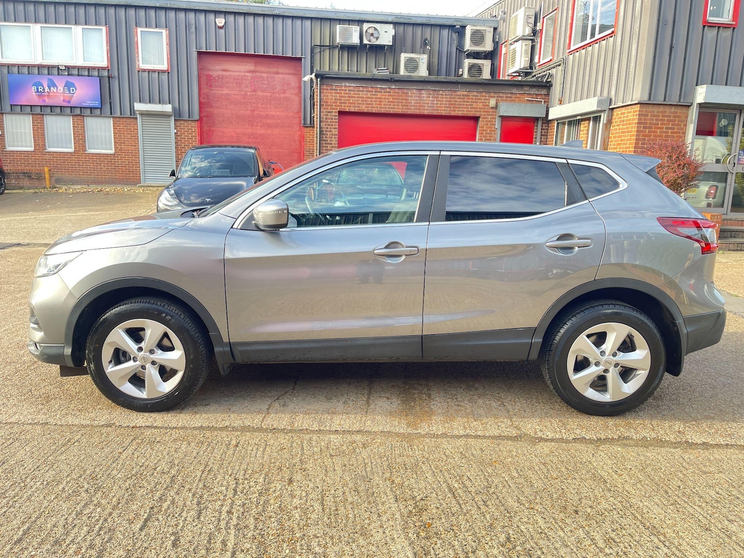Used Nissan Qashqai 2018 for sale - 76473365: Photo 4