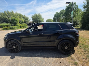 Used Land Rover Range Rover Evoque 2017 for sale - 79225096: Photo