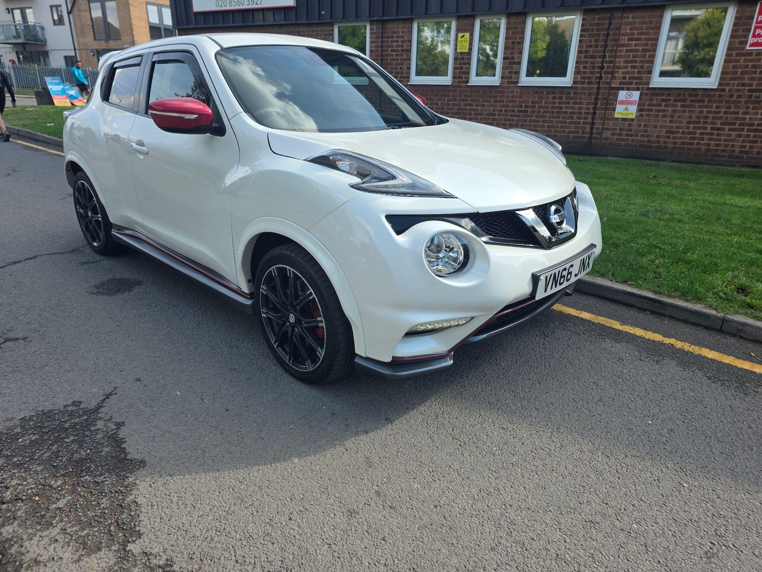 Used Nissan Juke 2016 for sale - 76992174: Photo 2