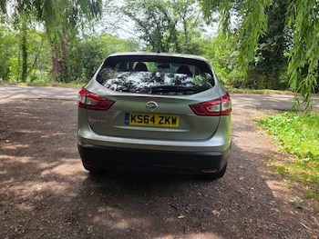 Used Nissan Qashqai 2015 for sale - 78910780: Photo