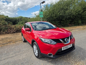 Used Nissan Qashqai 2016 for sale - 79576682: Photo