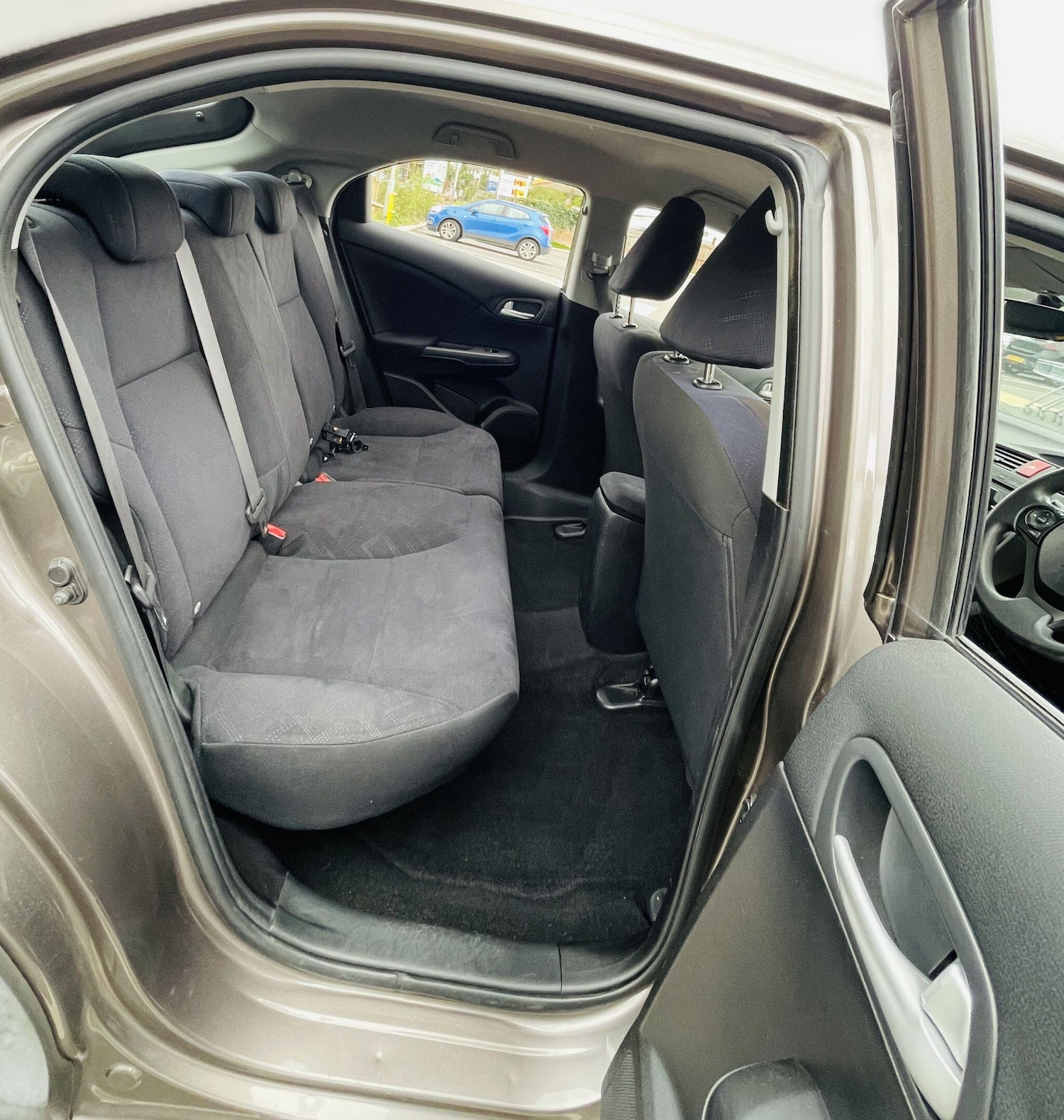 Used Honda Civic 2012 for sale - 76084692: Photo 18