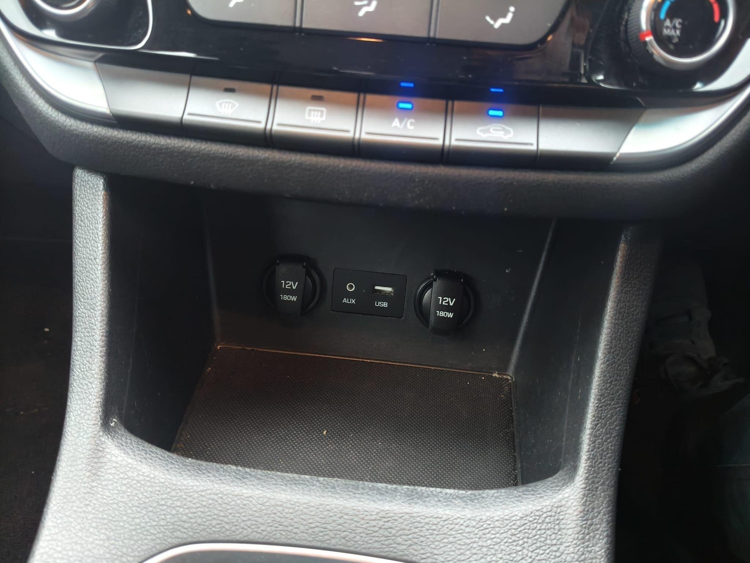 Used Hyundai i30 2018 for sale - 77684334: Photo 27