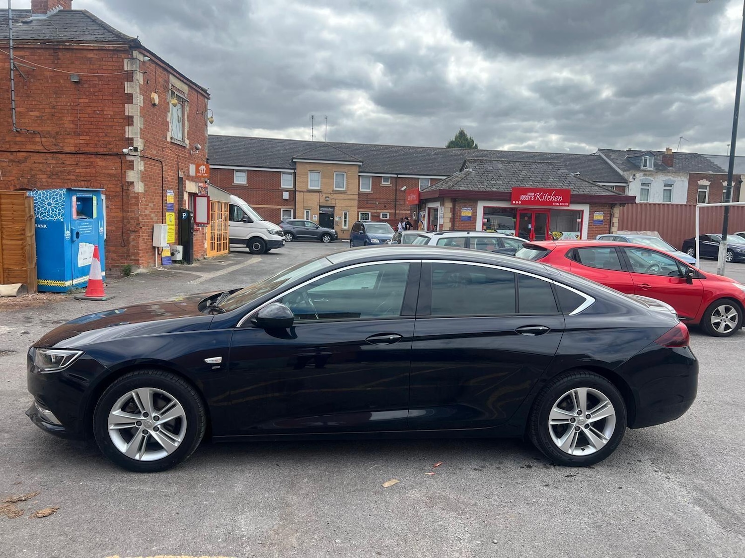 Used Vauxhall Insignia 2017 for sale - 76179719: Photo 5