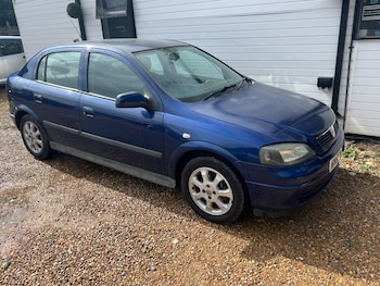 2003 (53) - 1.6i Active 5dr