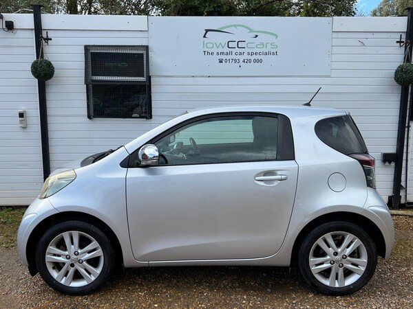 Used Toyota IQ 2010 for sale - 72473918: Photo 4