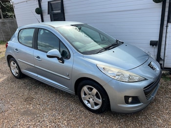 2011 (11) - 1.4 VTi Envy Euro 5 5dr