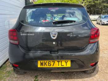 Used Dacia Sandero 2017 for sale - 74408101: Photo