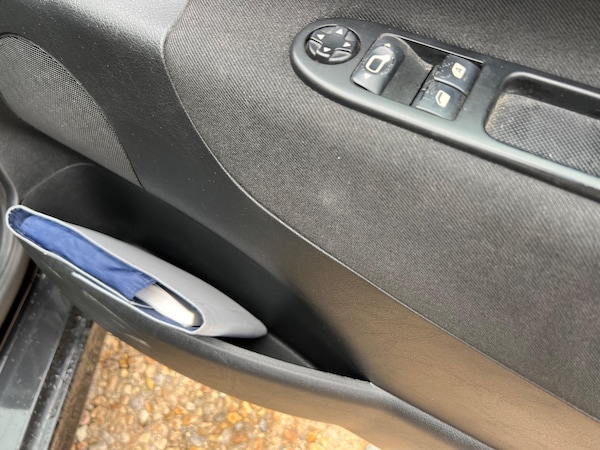 Used Peugeot 207 2012 for sale - 76151297: Photo 15