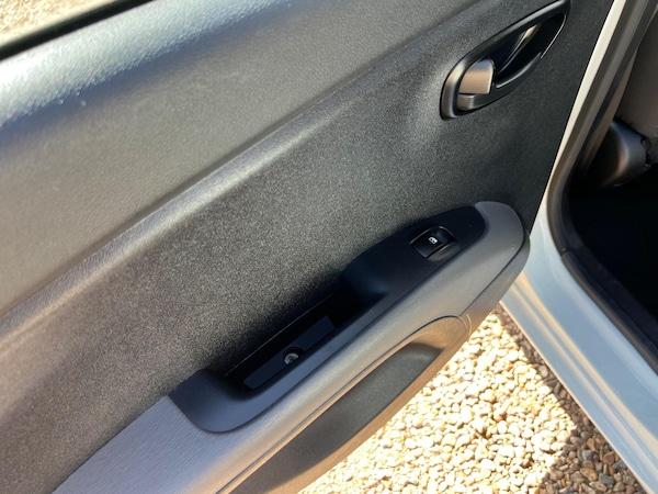 Used Hyundai i10 2012 for sale - 75363493: Photo 15