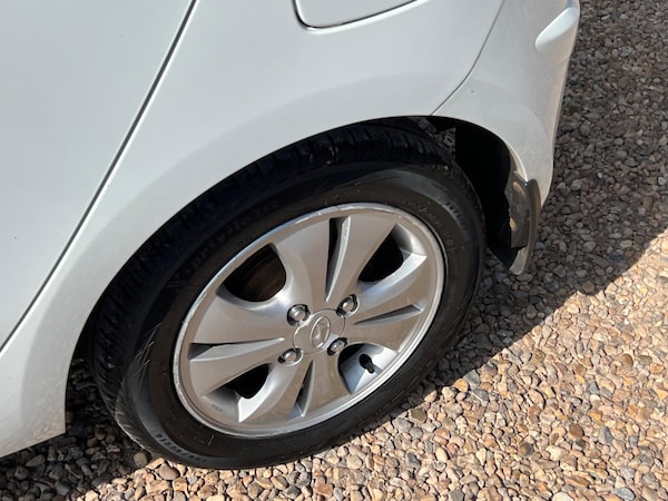 Used Hyundai i10 2012 for sale - 75363493: Photo 26