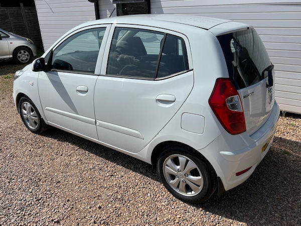 Used Hyundai i10 2012 for sale - 75363493: Photo 4