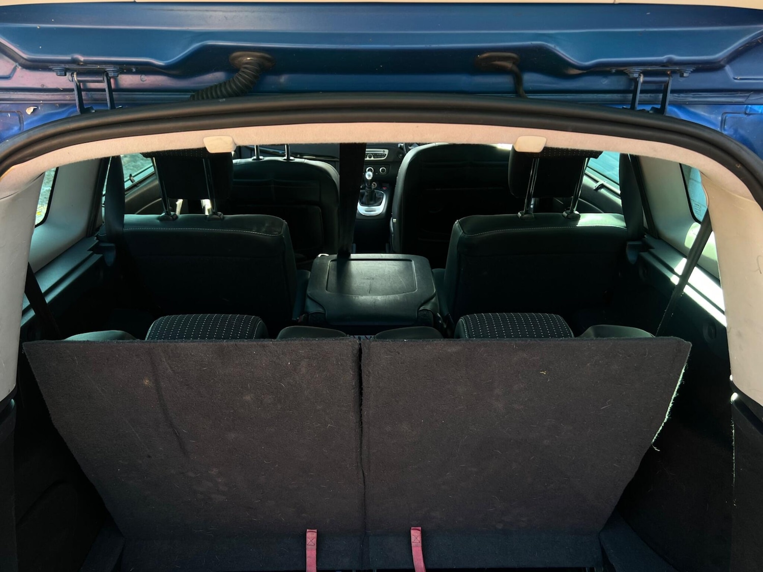 Used Renault Grand Scenic 2011 for sale - 76215040: Photo 14