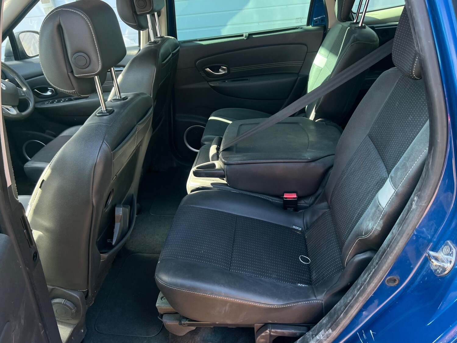 Used Renault Grand Scenic 2011 for sale - 76215040: Photo 18