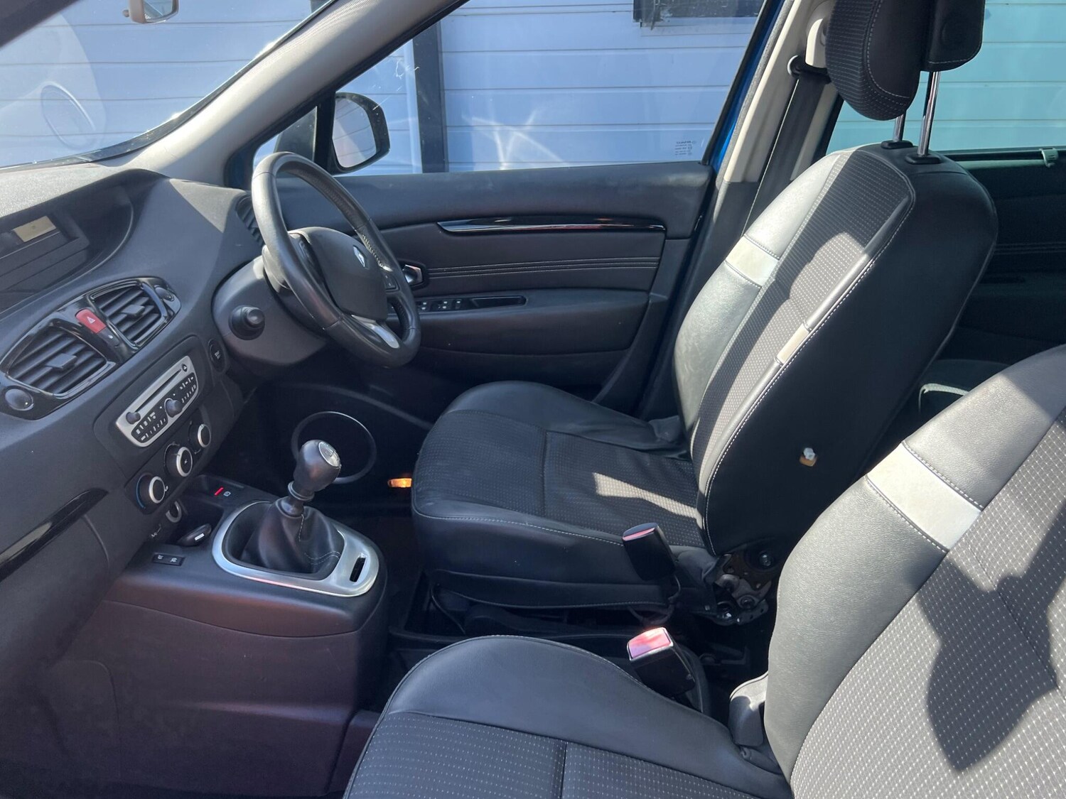 Used Renault Grand Scenic 2011 for sale - 76215040: Photo 19