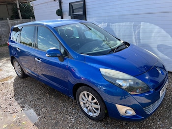 2011 (11) - 1.5 dCi 110 Dynamique TomTom 5dr