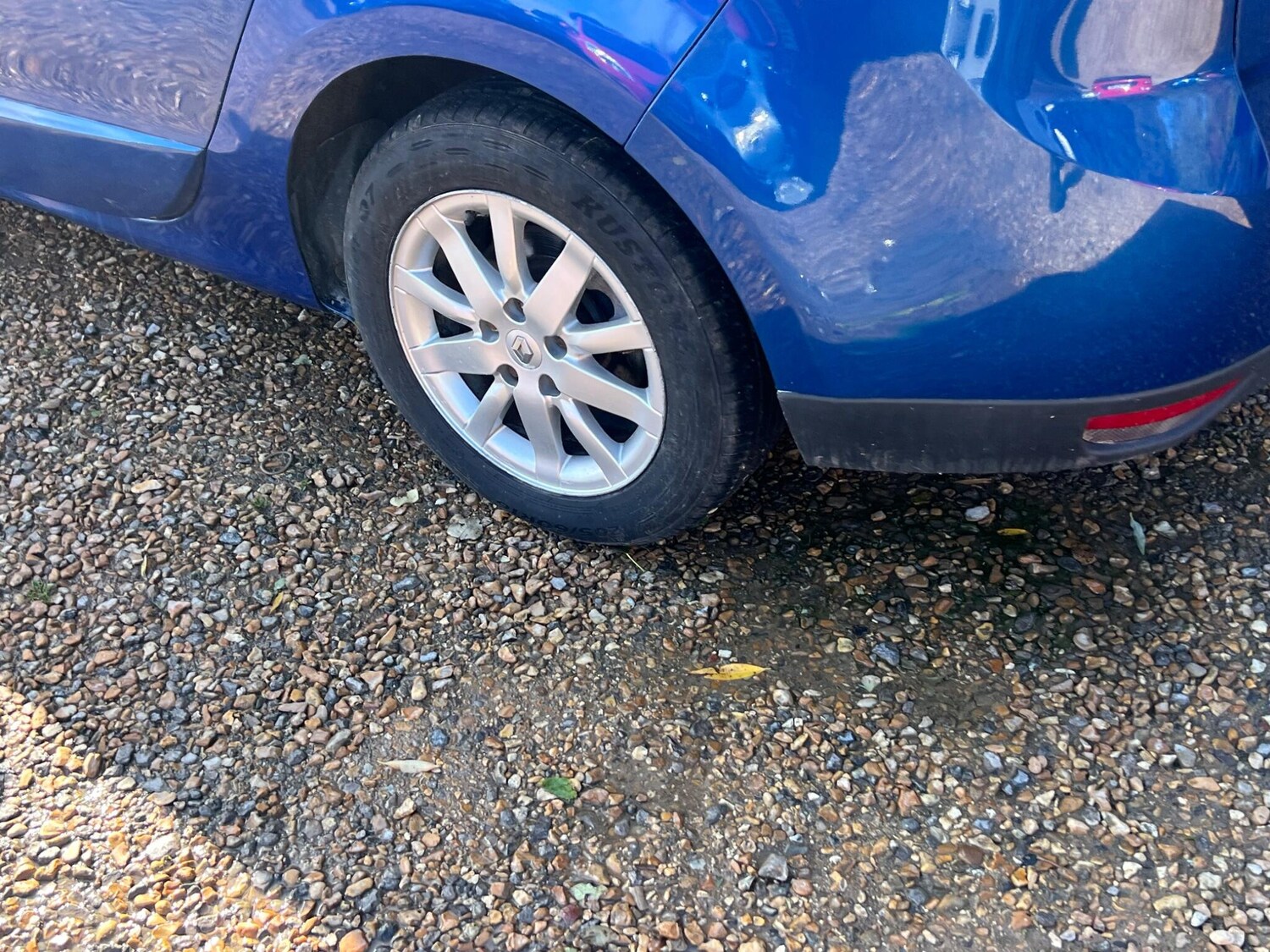 Used Renault Grand Scenic 2011 for sale - 76215040: Photo 23