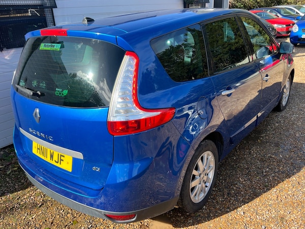 Used Renault Grand Scenic 2011 for sale - 76215040: Photo 4