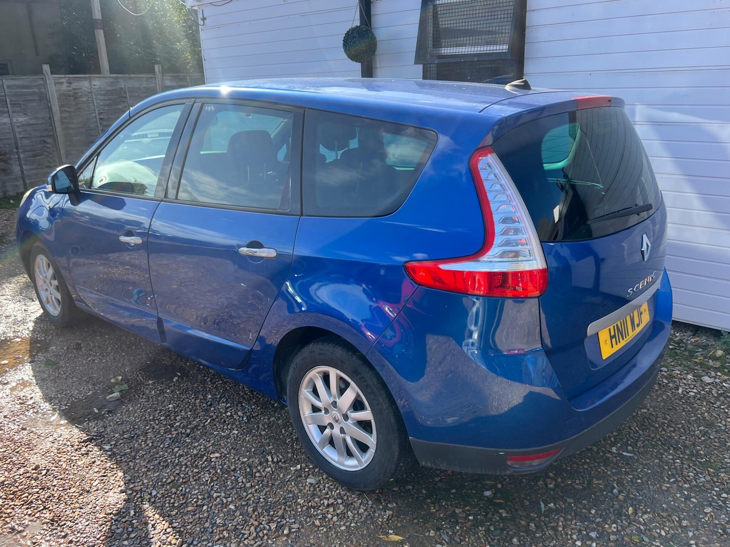 Used Renault Grand Scenic 2011 for sale - 76215040: Photo 5