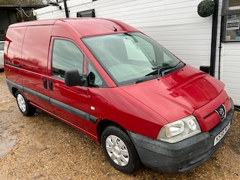 Peugeot Expert feature image