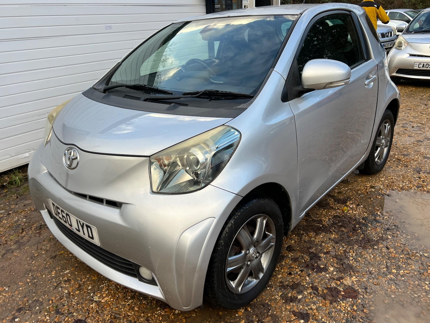 Used Toyota IQ 2010 for sale - 76839899: Photo 2