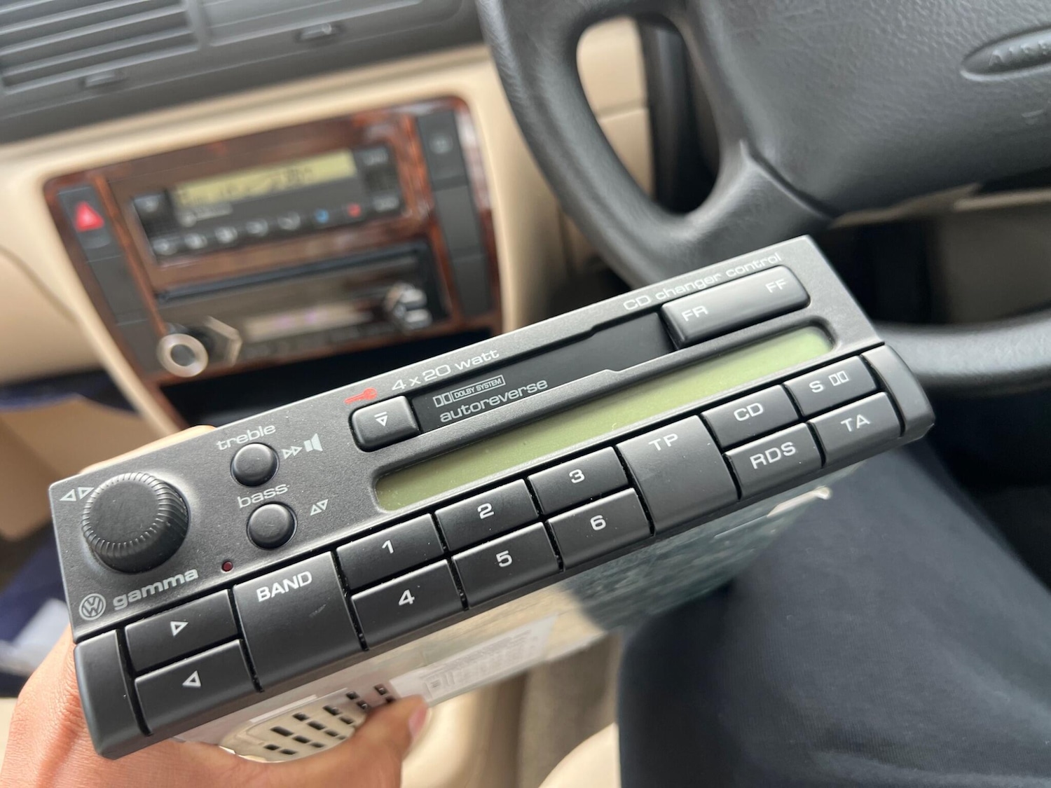 Used Volkswagen Passat 1997 for sale - 76839912: Photo 10