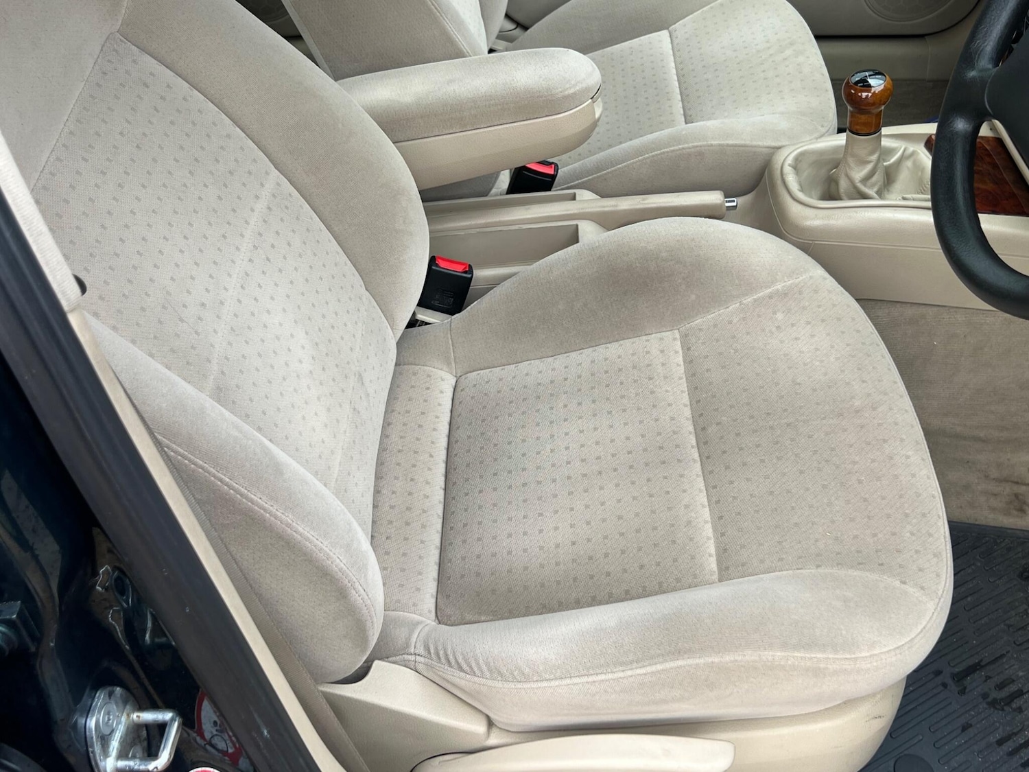 Used Volkswagen Passat 1997 for sale - 76839912: Photo 21