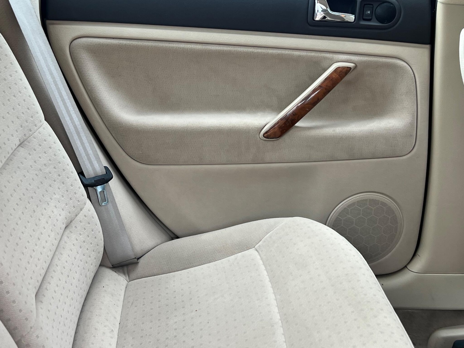 Used Volkswagen Passat 1997 for sale - 76839912: Photo 26