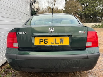 Used Volkswagen Passat 1997 for sale - 76839912: Photo