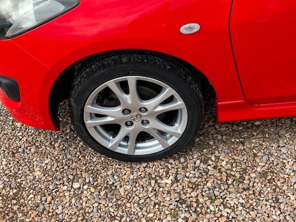 Used Mazda Mazda2 2010 for sale - 75520572: Photo 15