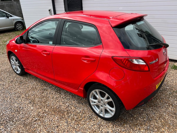 Used Mazda Mazda2 2010 for sale - 75520572: Photo 4