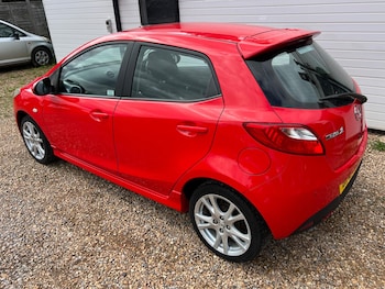 Used Mazda Mazda2 2010 for sale - 75520572: Photo
