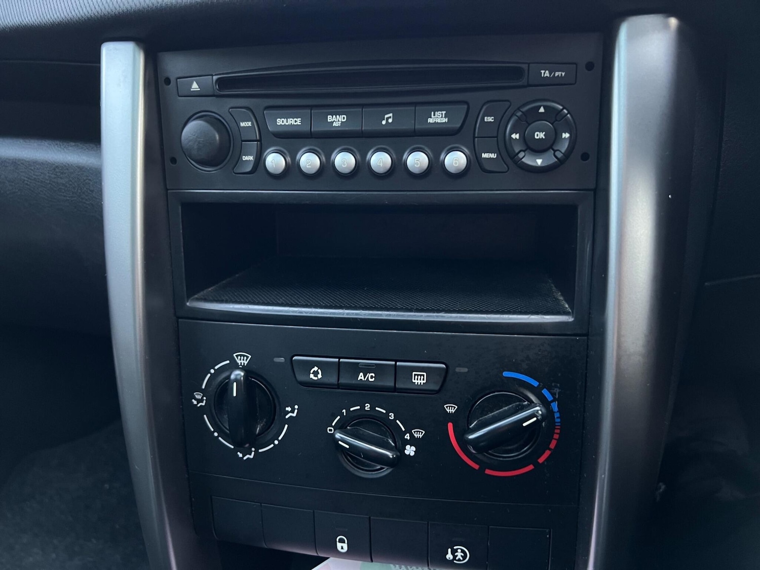 Used Peugeot 207 2008 for sale - 76522230: Photo 24