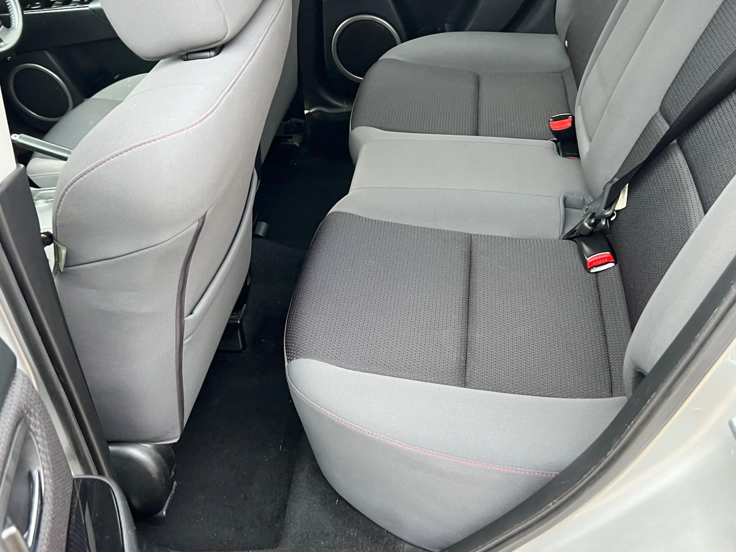 Used Mazda Mazda3 2008 for sale - 76742698: Photo 10