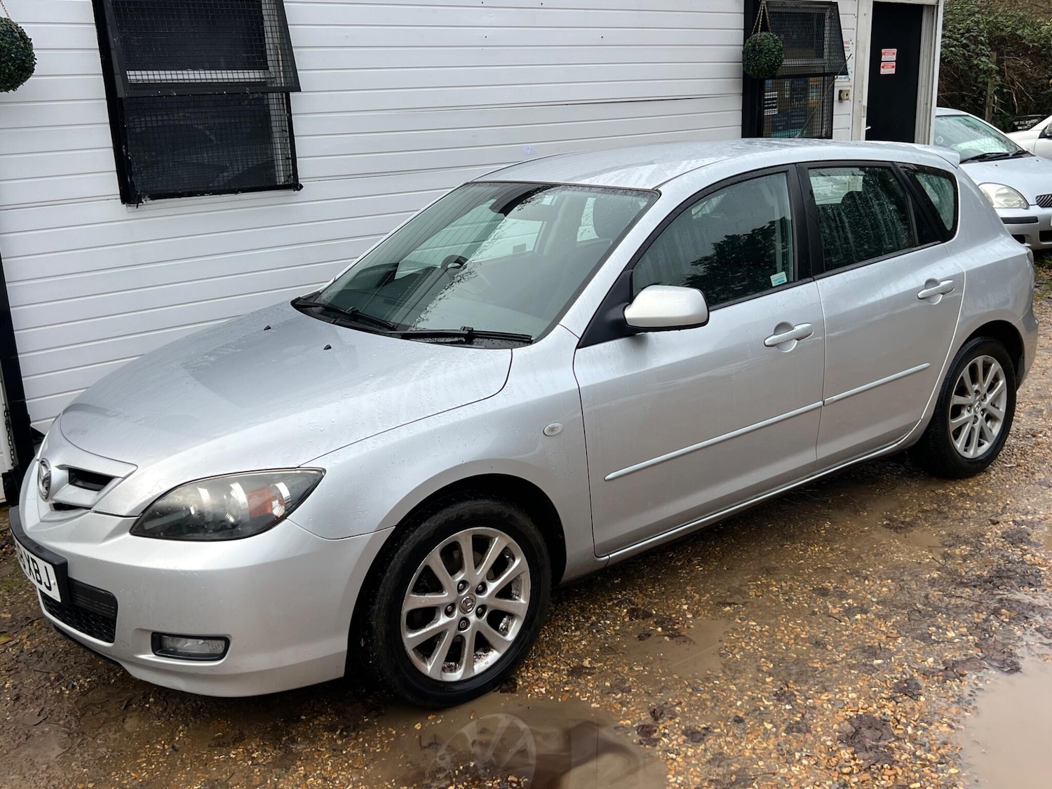 Used Mazda Mazda3 2008 for sale - 76742698: Photo 2