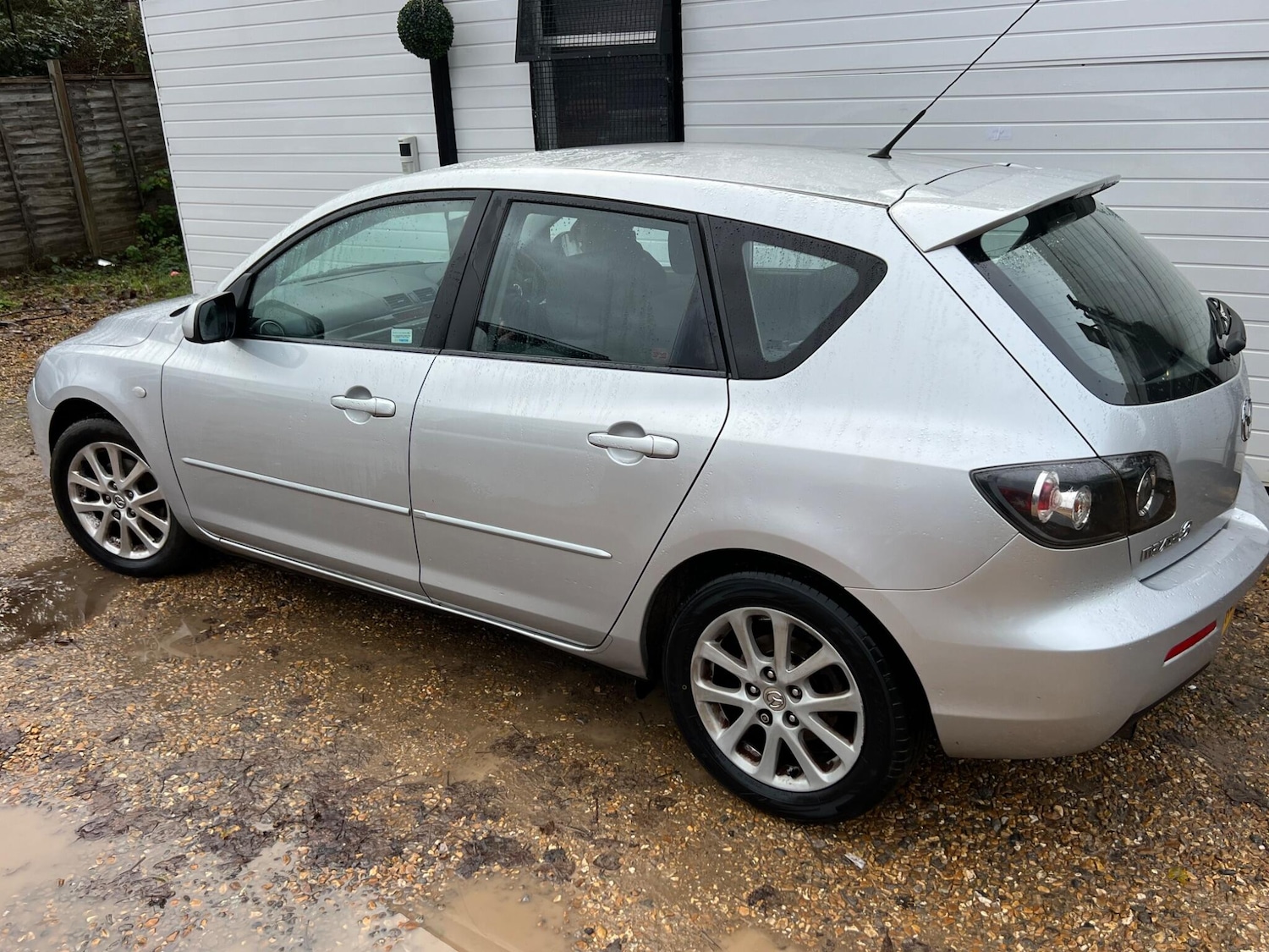 Used Mazda Mazda3 2008 for sale - 76742698: Photo 4