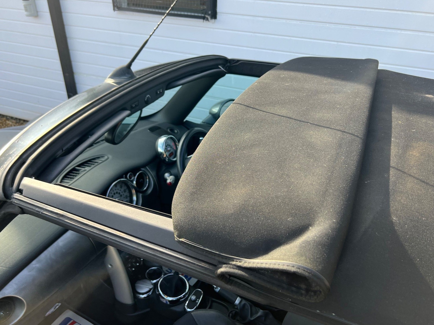 Used MINI Convertible 2007 for sale - 76152805: Photo 12