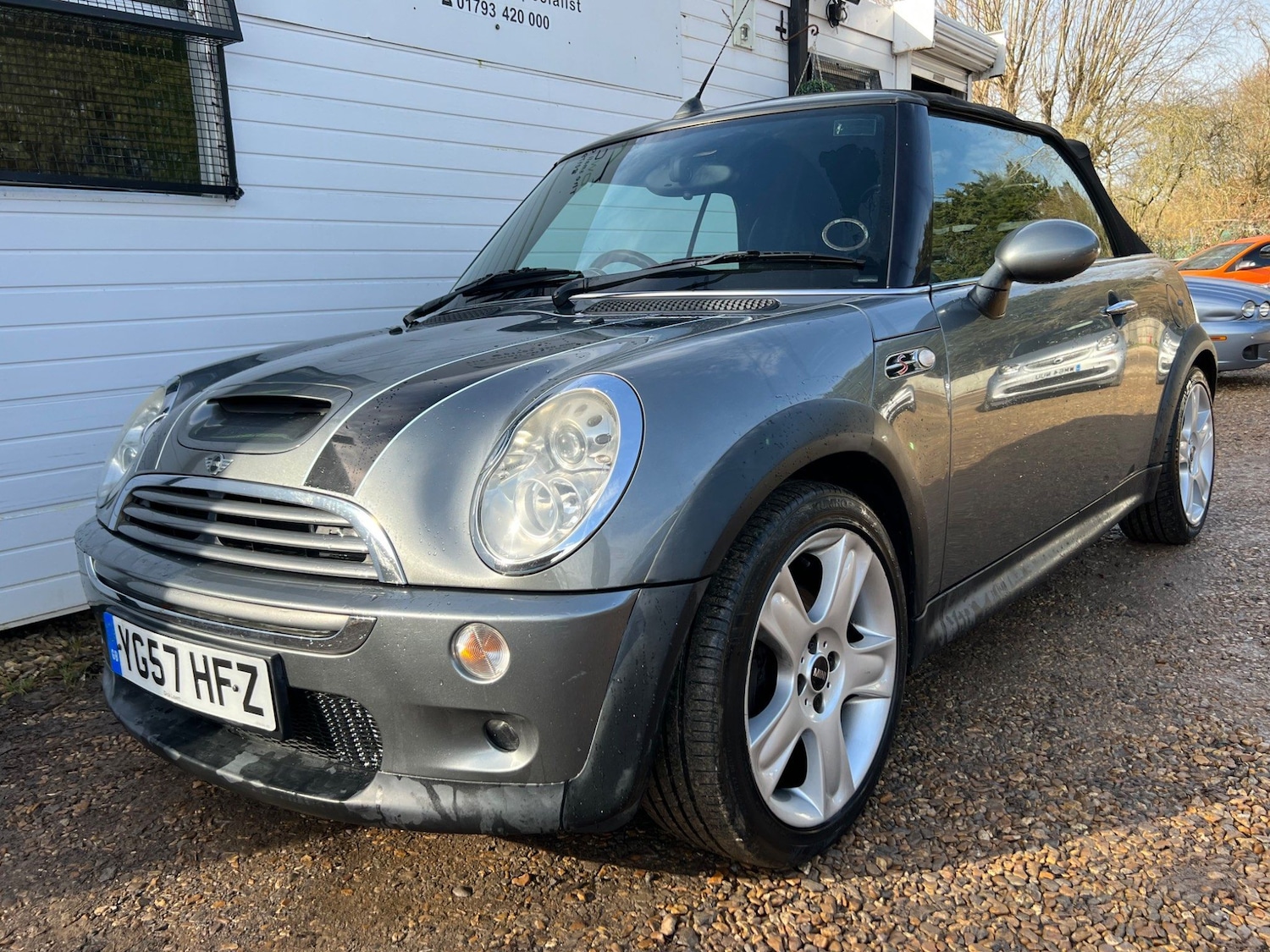 Used MINI Convertible 2007 for sale - 76152805: Photo 2