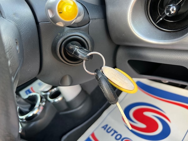Used MINI Convertible 2007 for sale - 76152805: Photo 23