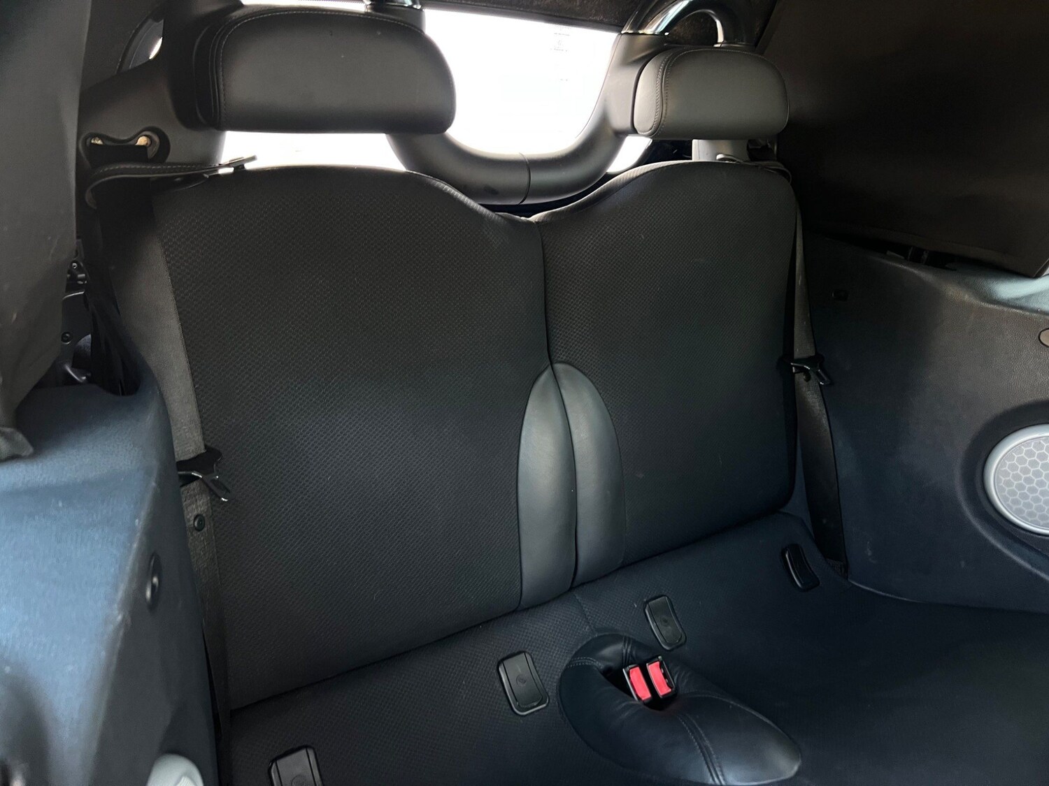 Used MINI Convertible 2007 for sale - 76152805: Photo 24