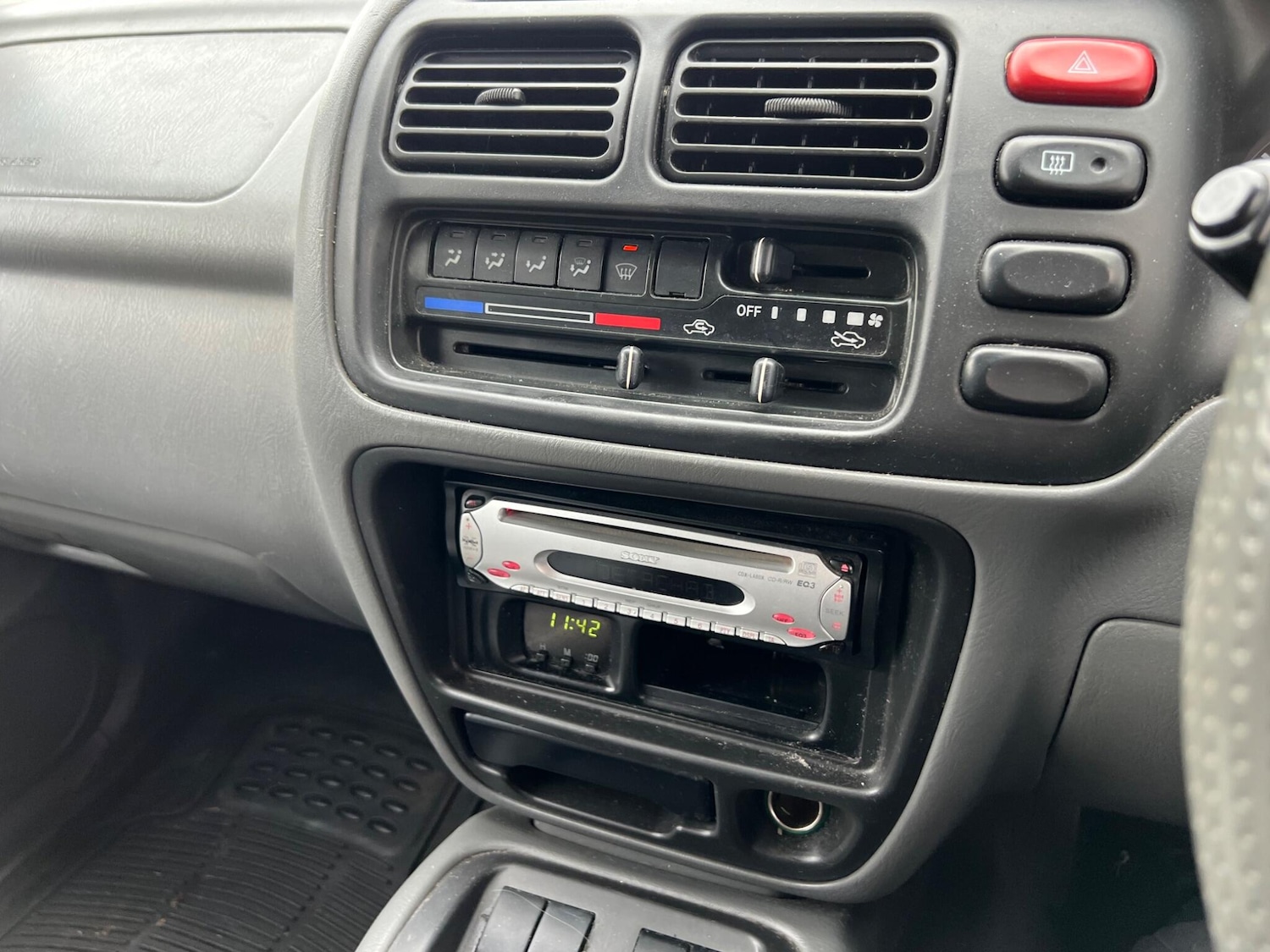 Used Suzuki Grand Vitara 2002 for sale - 76151697: Photo 7