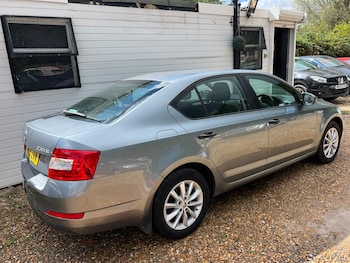 Used Skoda Octavia 2013 for sale - 75732397: Photo