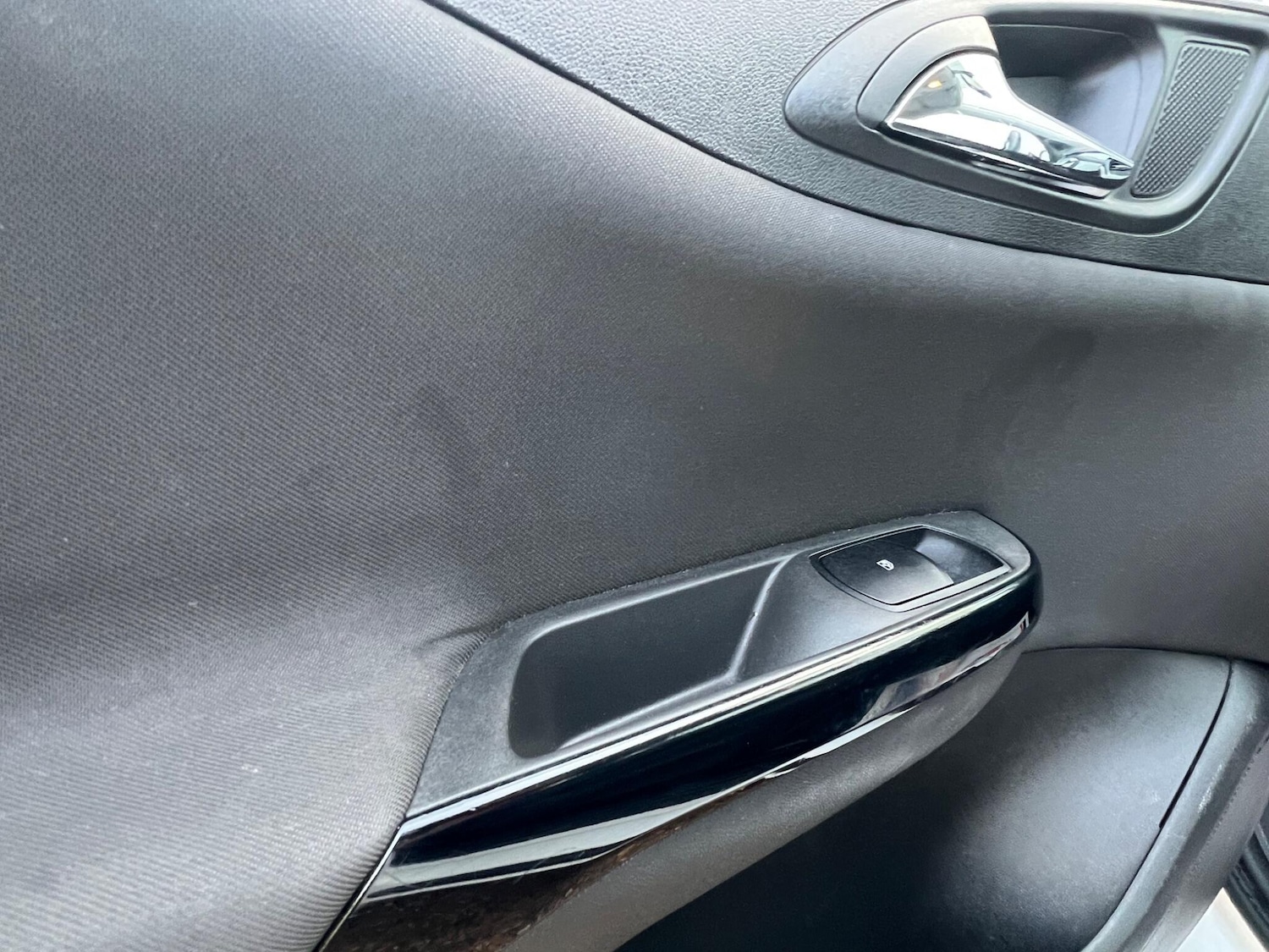 Used Vauxhall Corsa 2015 for sale - 77143880: Photo 21