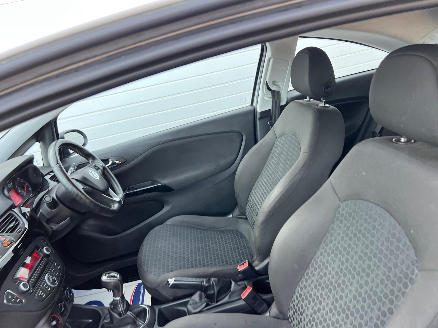 Used Vauxhall Corsa 2015 for sale - 77143880: Photo 22